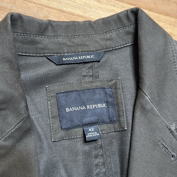 Olive Green Banana Republic Blazer 42R - Picture 3 of 8